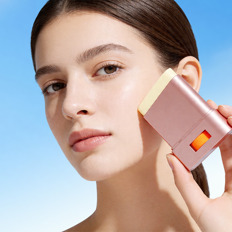 Spf 50 Waterproof Sunscreen - เมอร์ซิเลน ไลท์เวท ไอโซเลชั่น ซันสกรีน สติ๊ก 20
